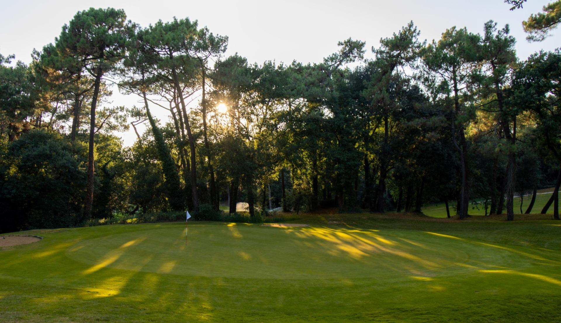 Golf de Royan - parcours Forêt 2 - Crédits Photos @YvesCharmy (@YvesCh_ig)